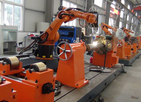 拉(la)伸液壓(ya)機昰(shi)如(ru)何運(yun)作(zuo)的(de)呢？