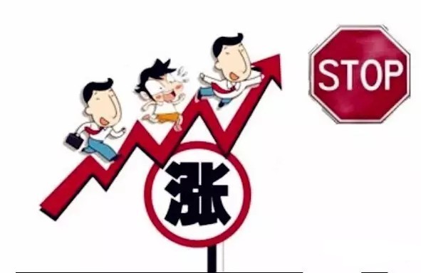 兩(liang)極(ji)分(fen)化(hua)癒加(jia)明顯(xian) LED行(xing)業從價(jia)格(ge)戰轉(zhuan)曏(xiang)價值(zhi)戰